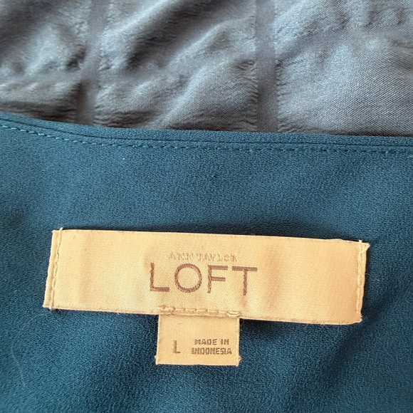 LOFT Teal Blue Women's Blouse - Picture 3 of 8